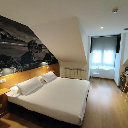 Hotel Dabeleira Луарка Екстериор снимка