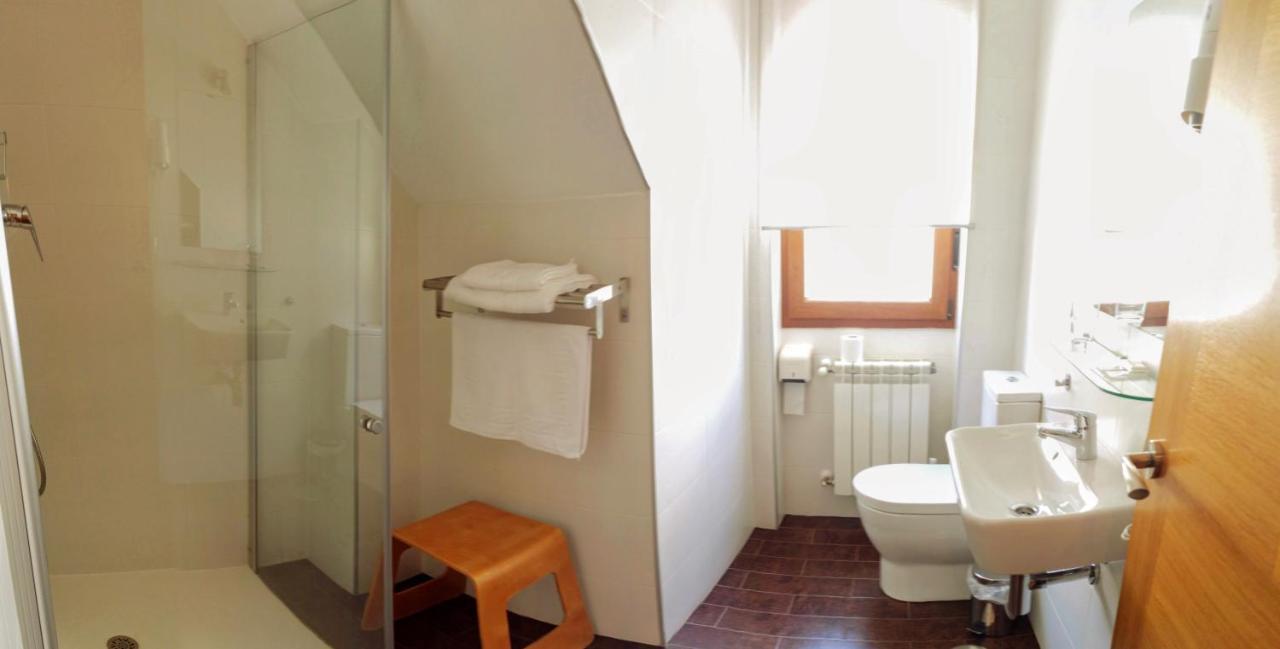 Hotel Dabeleira Луарка Екстериор снимка