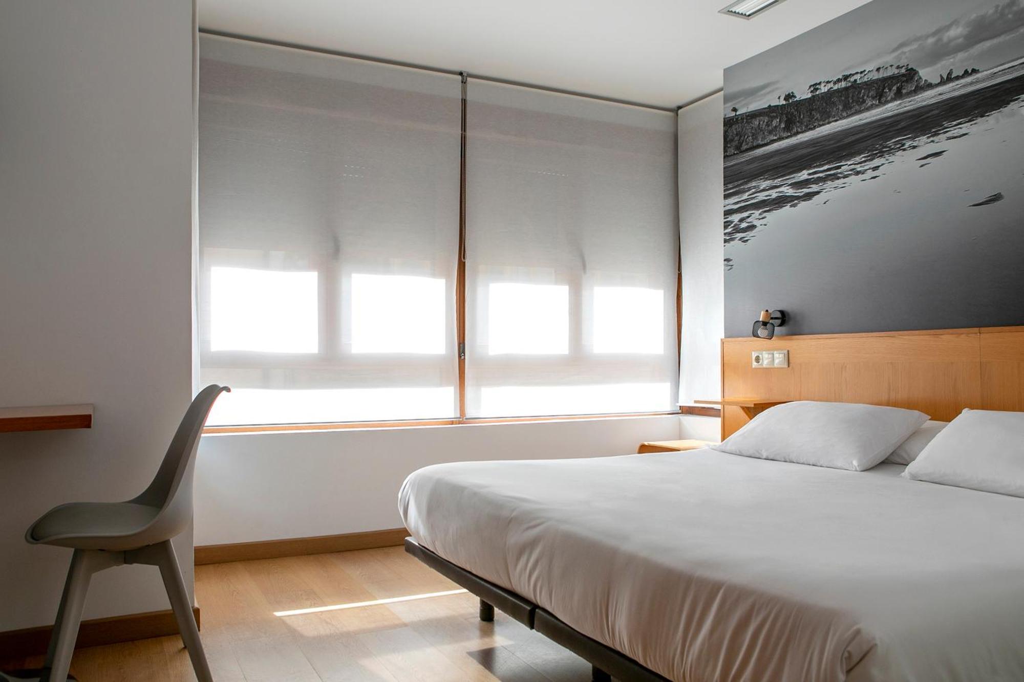 Hotel Dabeleira Луарка Екстериор снимка